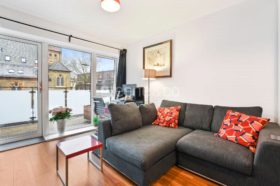 1 bedroom Flat for sale